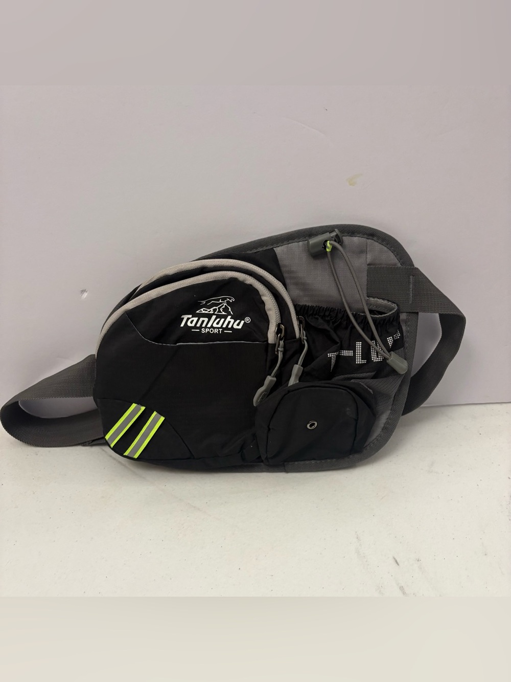 TANLUHU HP WAIST BAG RUNNING BELT - HOLD BOTTLE AND HAS POCKETS